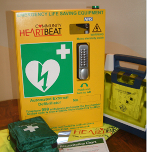 Q & R Defibrillator